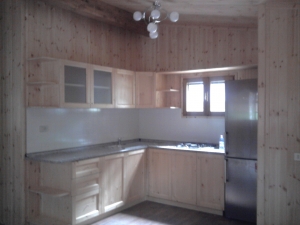 Cucina in legno.jpg